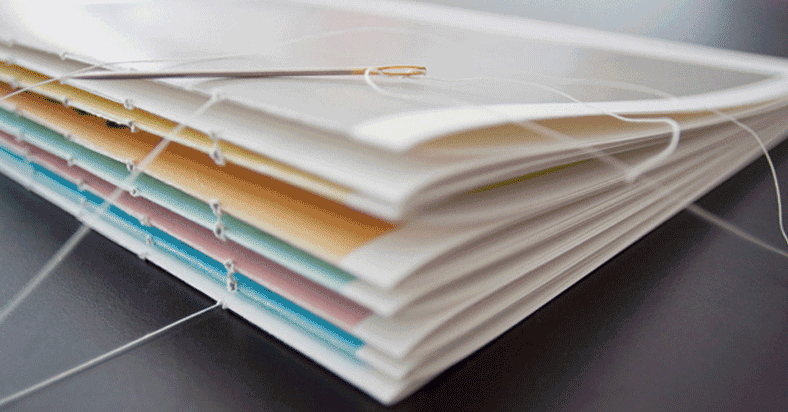 頁數較多的企業畫冊印刷品適用鎖線膠裝  第1張