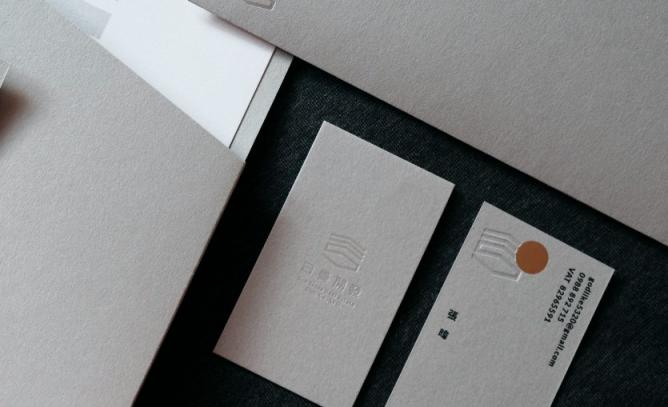 上海<strong>名片</strong>印刷時效指南：吉印通極速響應，讓企業(yè)告別“等印焦慮”